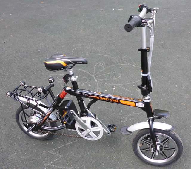 электровелосипед Airwheel R3 - внешний вид (справа)