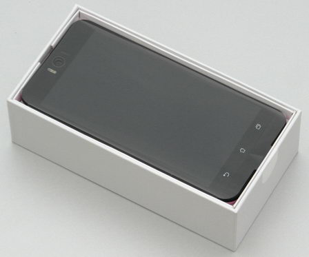 Упаковка Zenfone Selfie