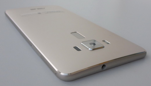 смартфон ASUS Zenfone 3 Deluxe (ZS570KL) - вид сзади