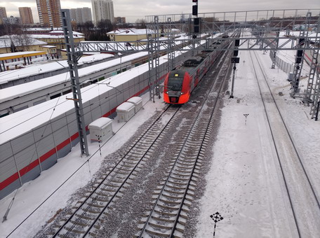 Электричка "Ласточка" на МЦК (Московском центральном кольце)