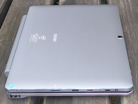 Планшет Chuwi Hi10 Pro и клавиатура в сложенном виде