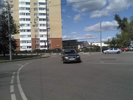 Тест камеры планшета Digma Platina 7.1 4G. Городская съемка.