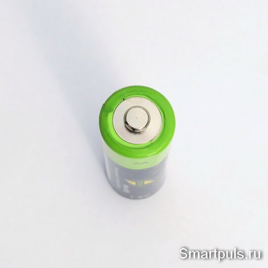 Li-ion 1.5 В аккумулятор формата AA Znter