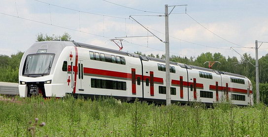 Двухэтажный скоростной поезд Stadler грузинских железных дорог