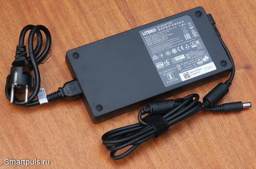 Блок питания мини-компьютера (платформы) Intel NUC NUC8i7HVK