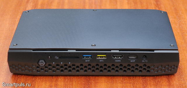 Обзор Intel NUC NUC8i7HVK (BOXNUC8i7HVK2)