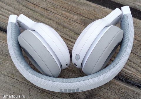 обзор наушников с микрофоном (Bluetooth-гарнитуры) jbl e45bt