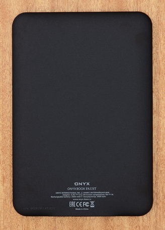 Электронная книга ONYX BOOX Faust - вид сзади