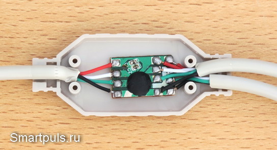 Внутреннее устройство переходника PS2 на USB