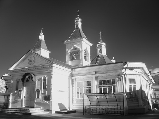 Храм Преображения Господня в Богородском - инфракрасное фото