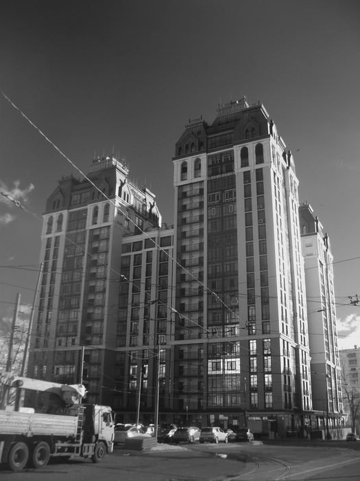 Человейник (ЖК "Соколиный Форт"), построенный на месте Богородских бань - инфракрасное фото