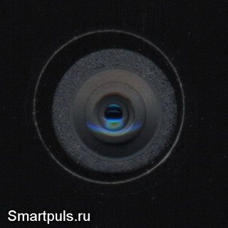 Широкоугольная фронтальная камера смартфона Sony xa2